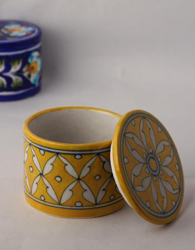 Geometrical design round mini box on Yellow Base